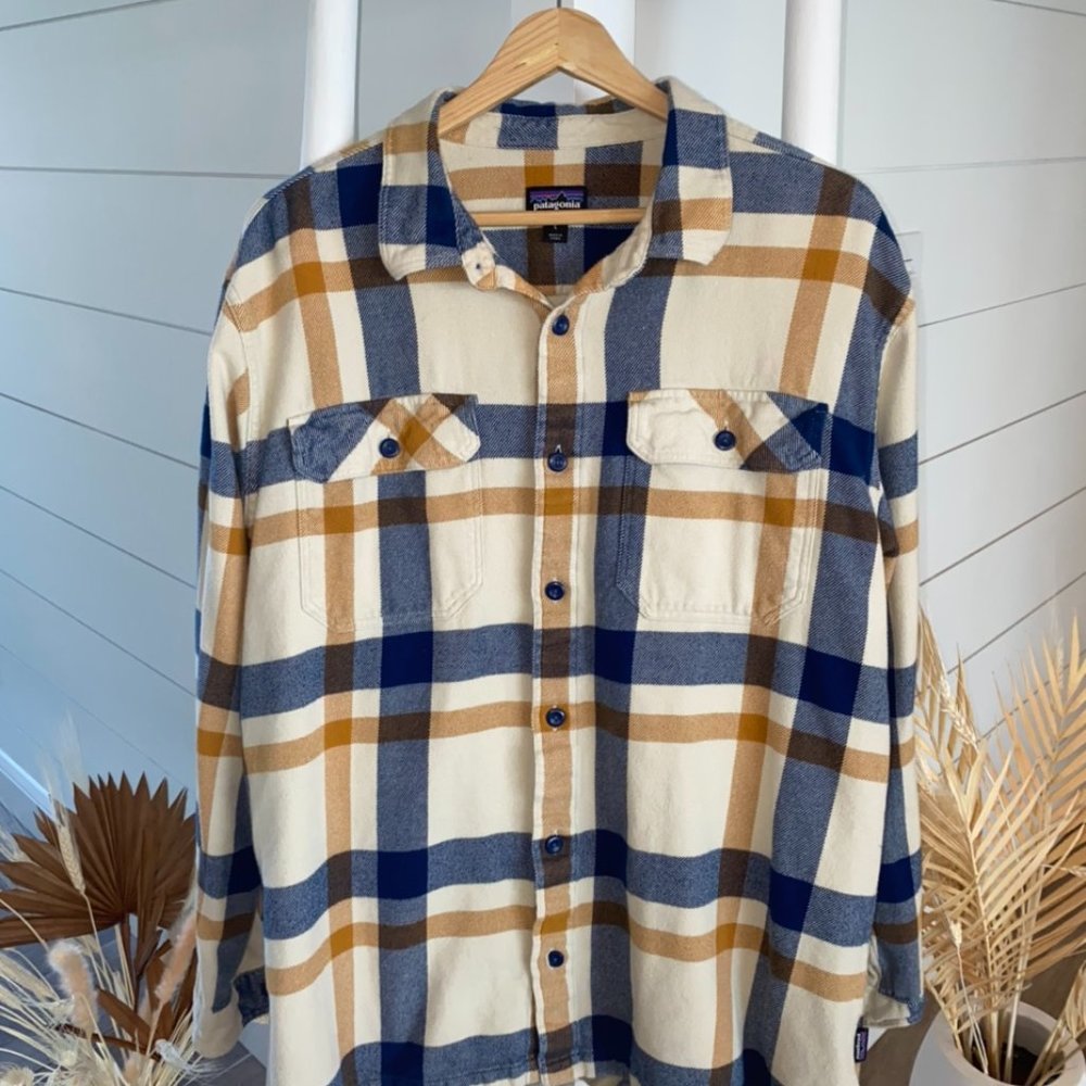 Patagonia Men’s Long Sleeved Fjord Flannel Shirt